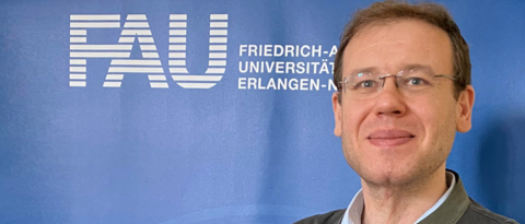 Portrait photo of Prof. Dr. Andreas Maier