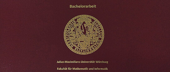 Deckblatt einer Bachelorarbeit