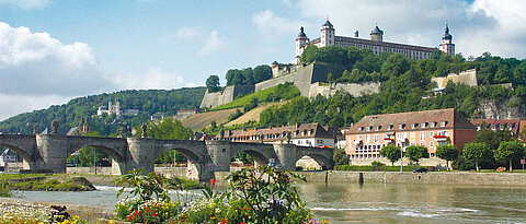 The river main, fortress Marienberg and the Old Bridge